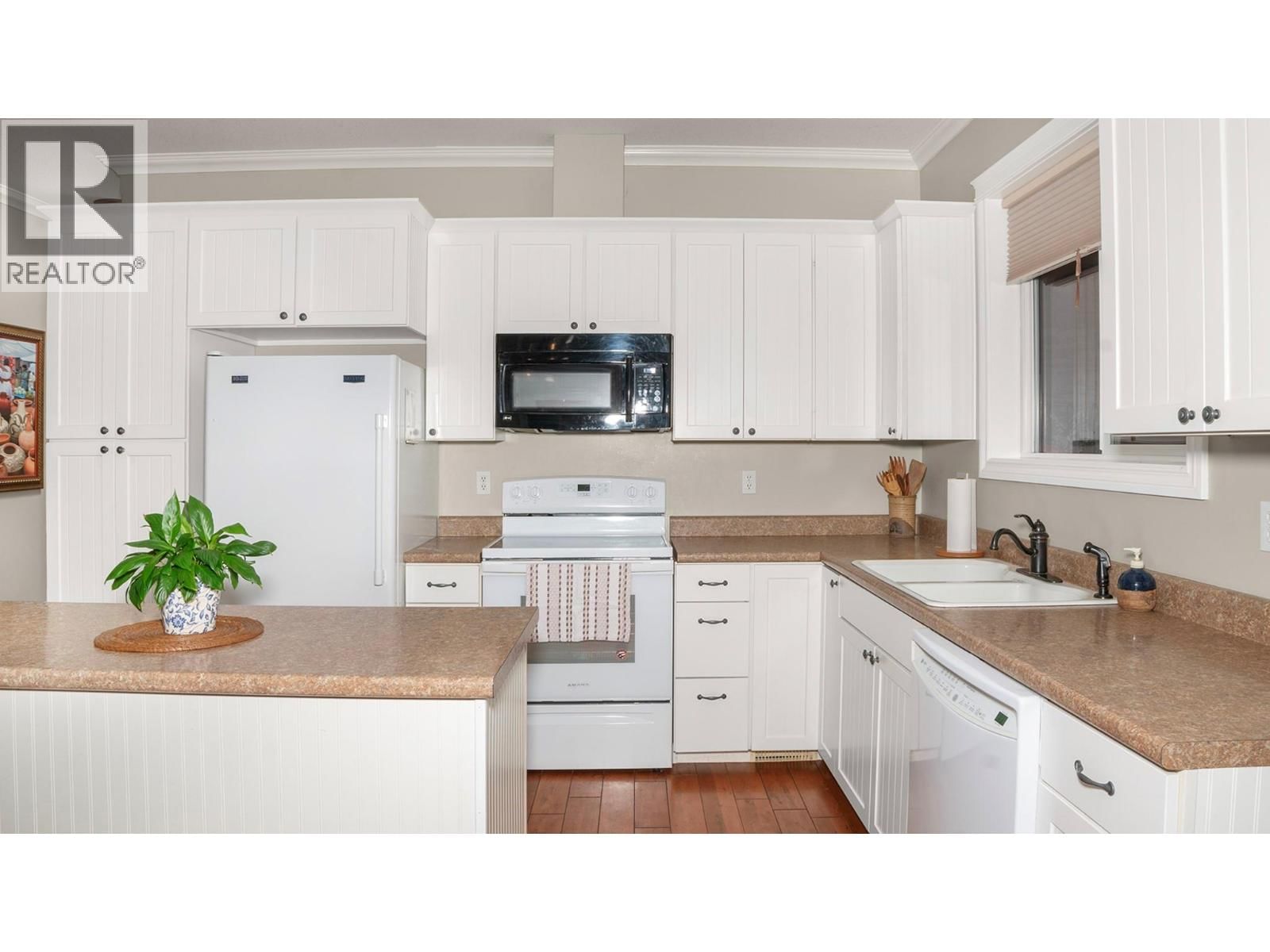 16 - 420 20TH AVENUE NORTH Image 26