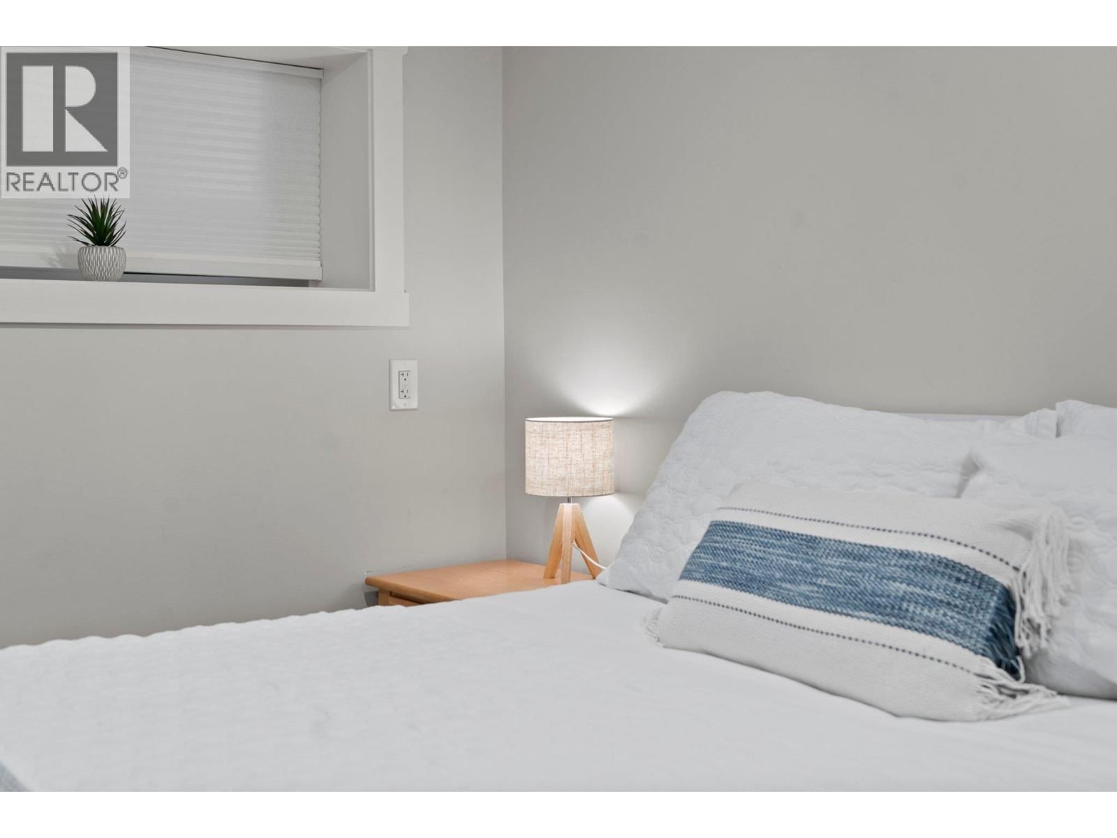 845 RICHTER STREET Image 40