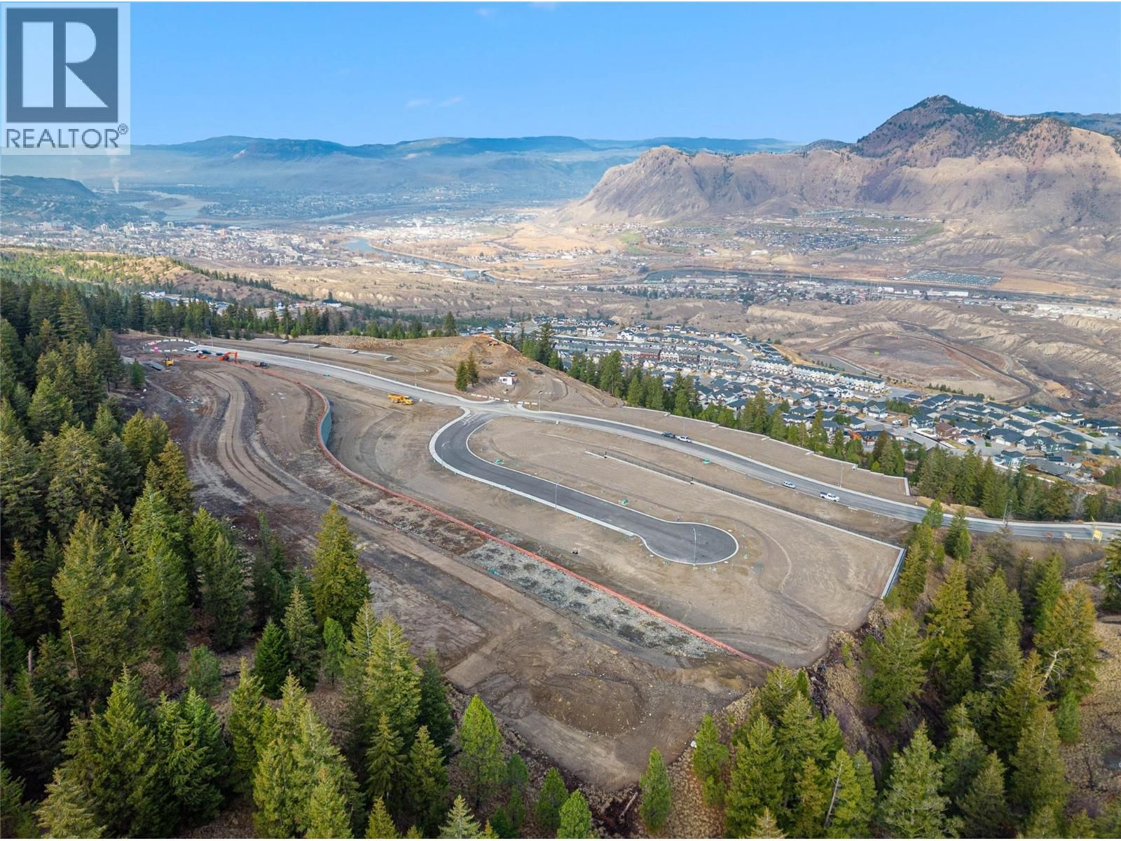 1693 Camas Court, Kamloops, British Columbia V2E 0E6