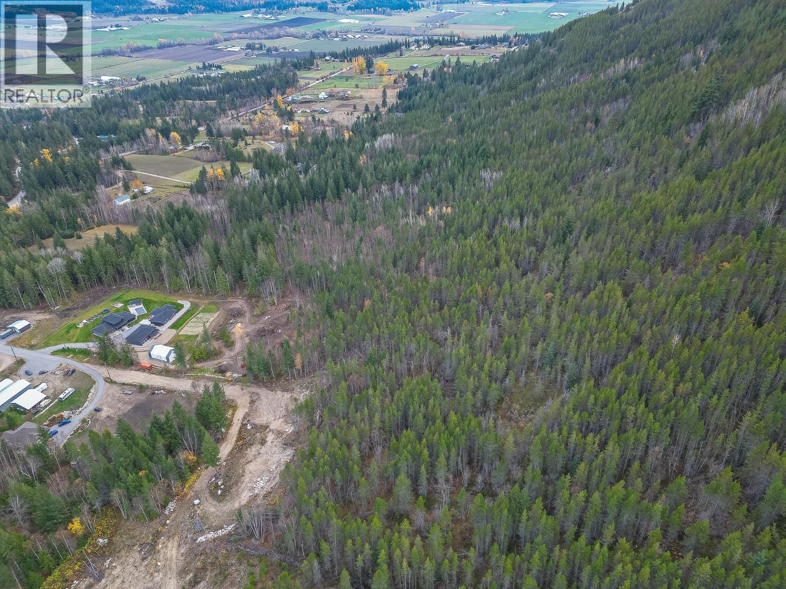 6425 1 AVENUE NORTHWEST Image 17