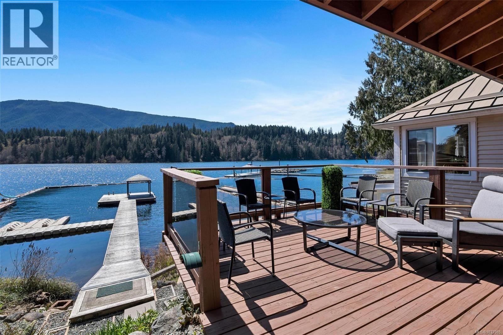 8624 North Shore Road property photo
