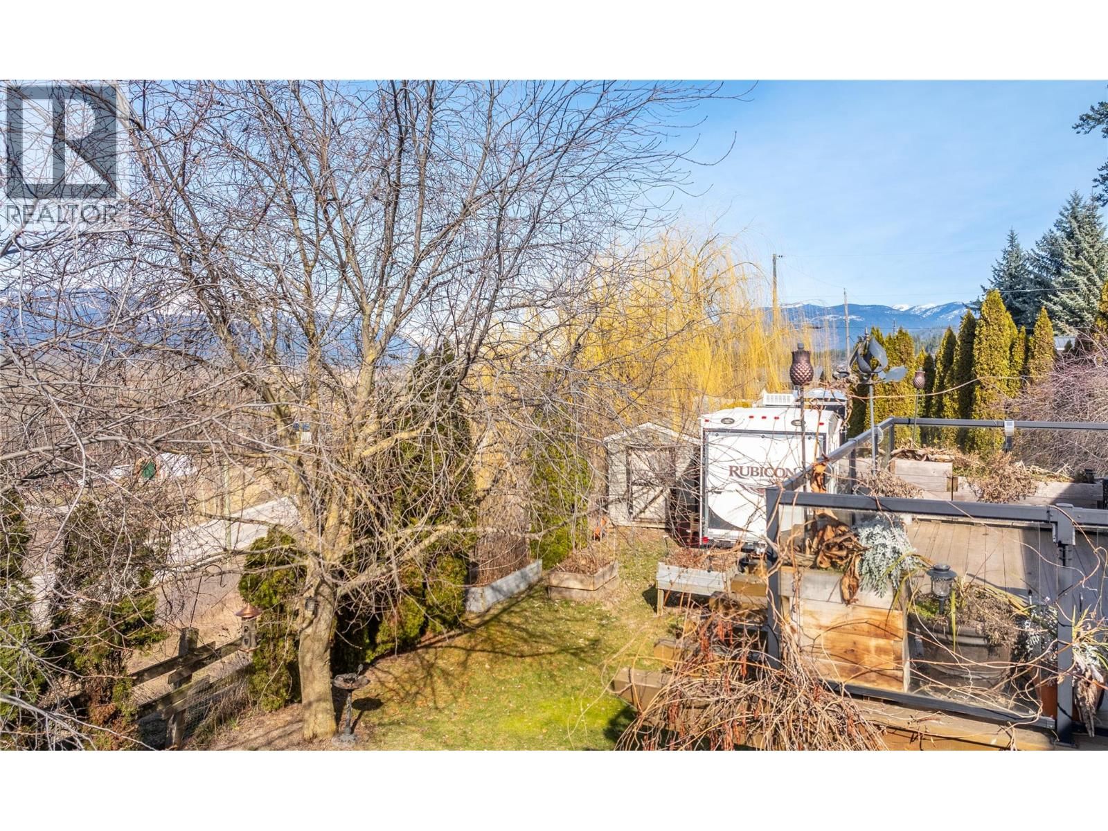 235 3RD AVENUE SOUTH Image 48