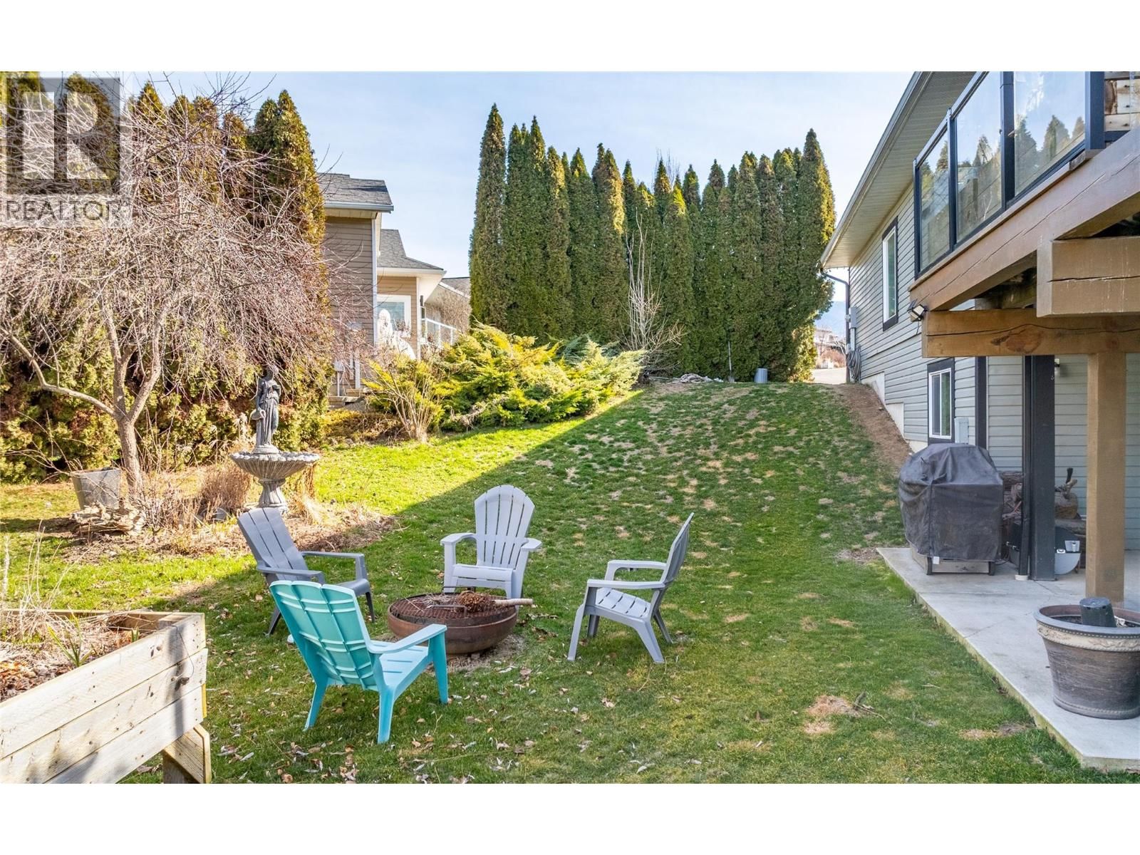 235 3RD AVENUE SOUTH Image 5