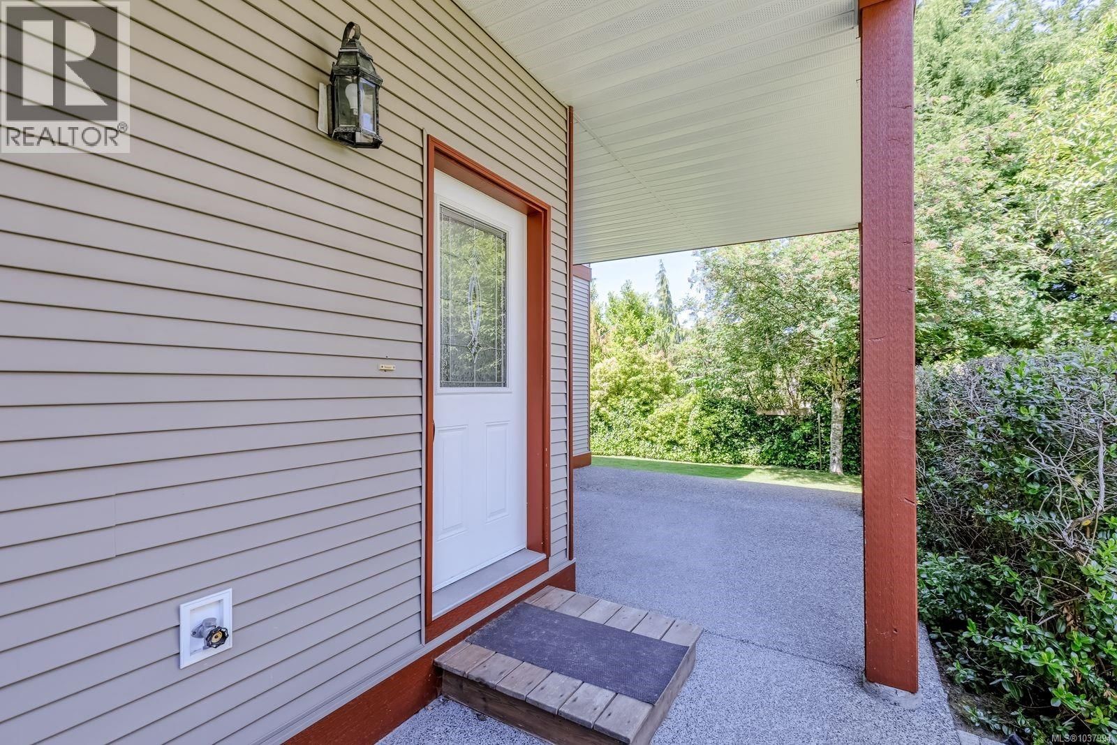 6026 Leah Lane property photo