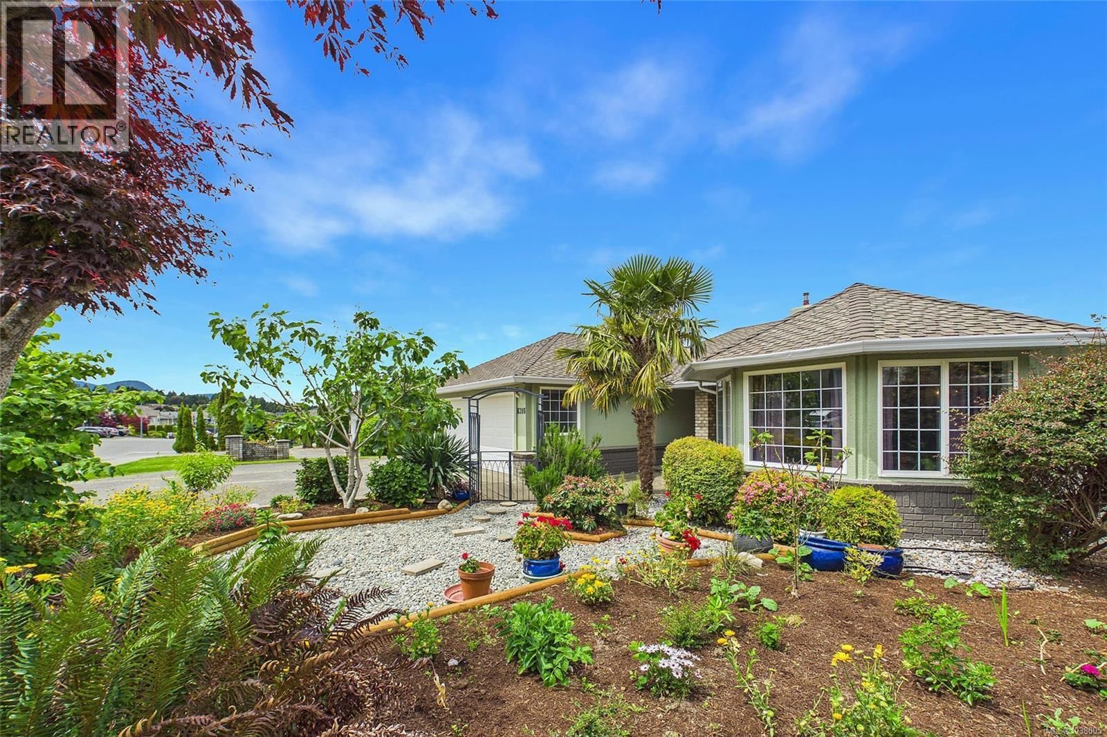 6386 Groveland Drive property photo