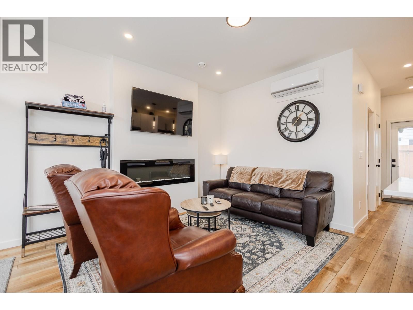 169 Maple Street, Penticton, British Columbia V2A 5V4
