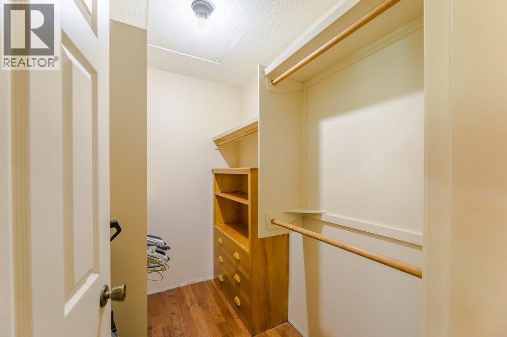 10 - 1950 BURTCH ROAD Image 26