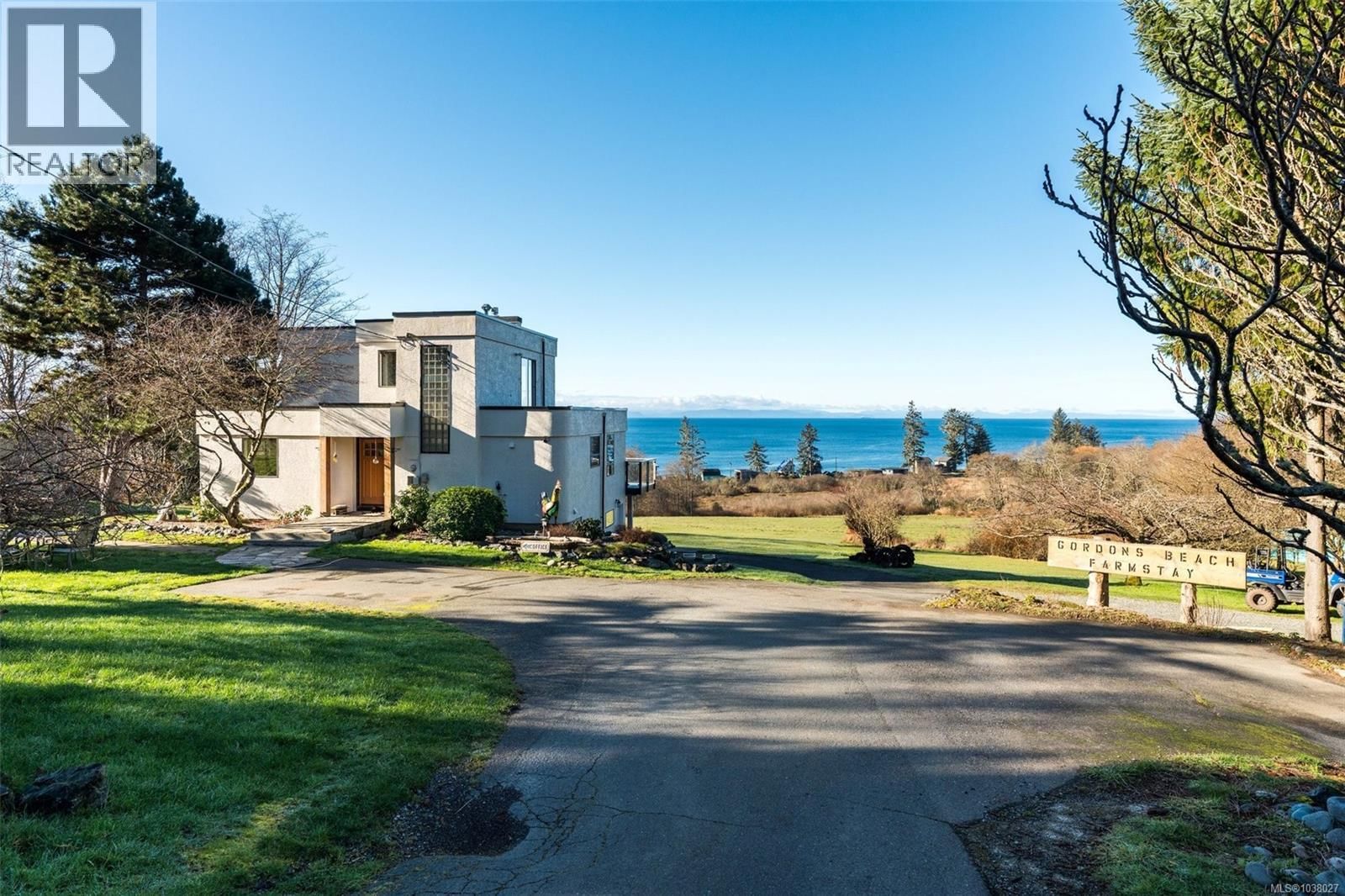 4537 Otter Point Road, Sooke, British Columbia V9Z 0K4