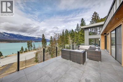 8799 GRAINGER Road | Canal Flats British Columbia | Slide Image Thirty-two