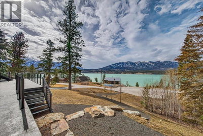 8799 GRAINGER Road | Canal Flats British Columbia | Slide Image Seventy-six