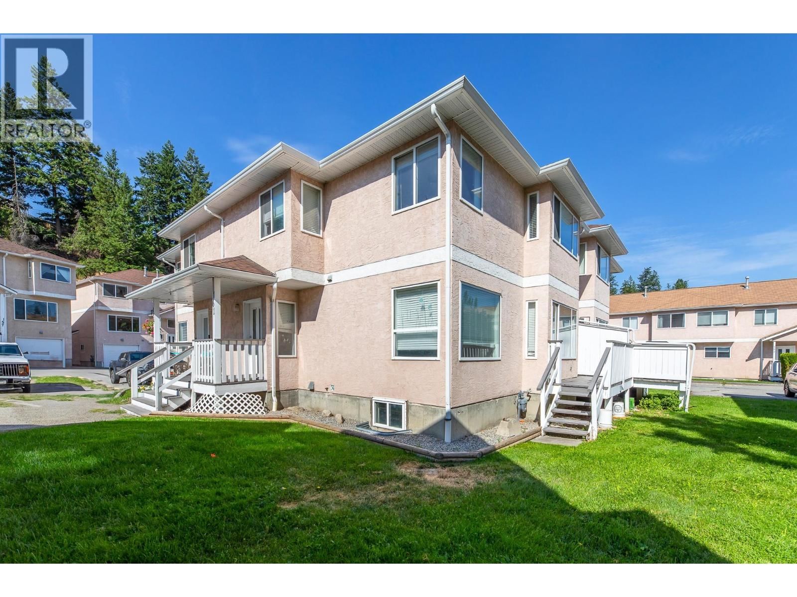1458 PENTICTON Avenue, Penticton, British Columbia V2A 8L3