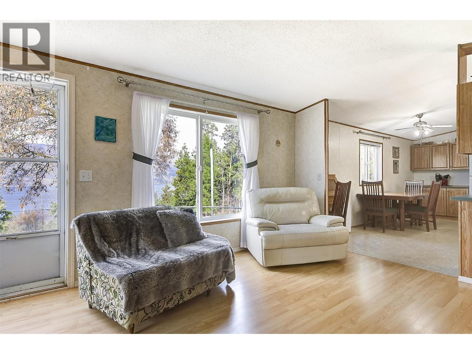 5574 STUBBS ROAD Image 12