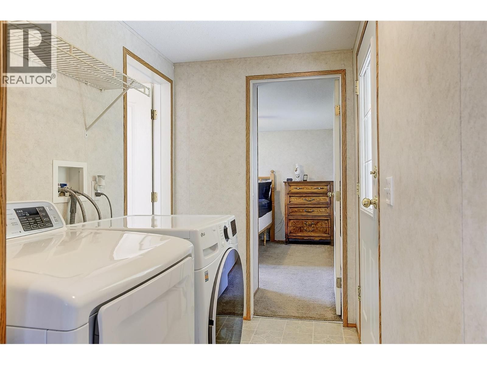 5574 STUBBS ROAD Image 20