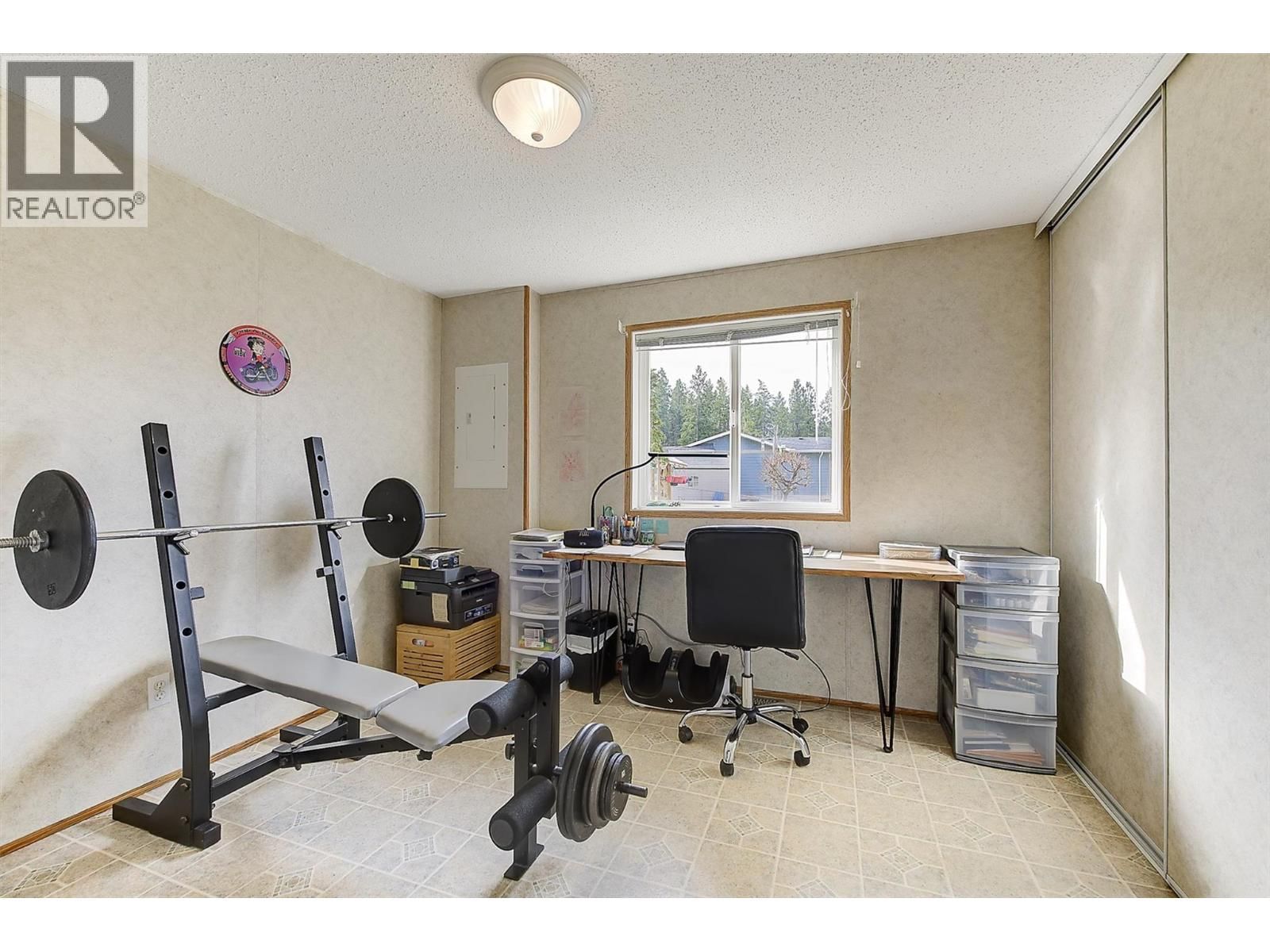 5574 STUBBS ROAD Image 28