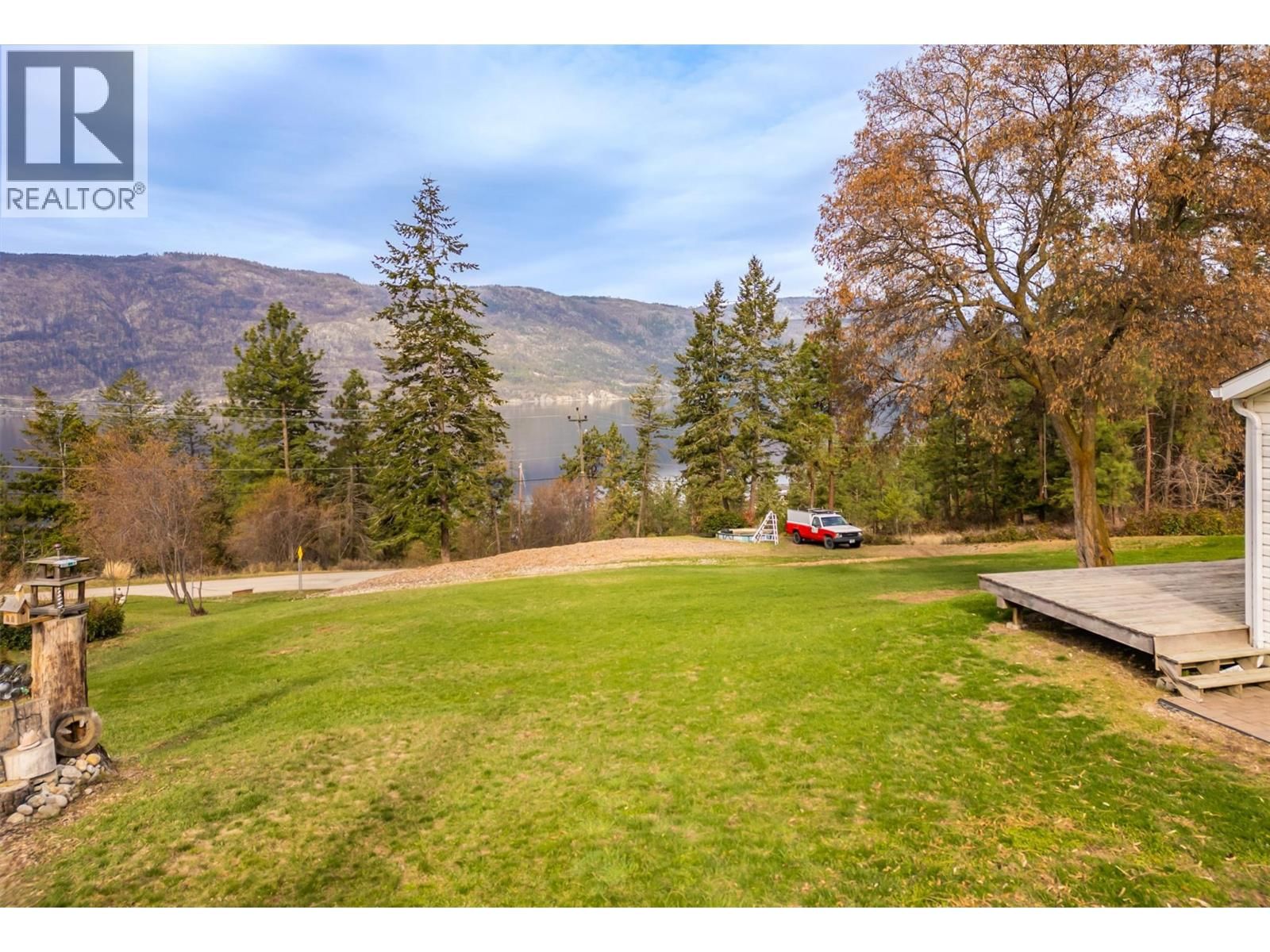 5574 STUBBS ROAD Image 37