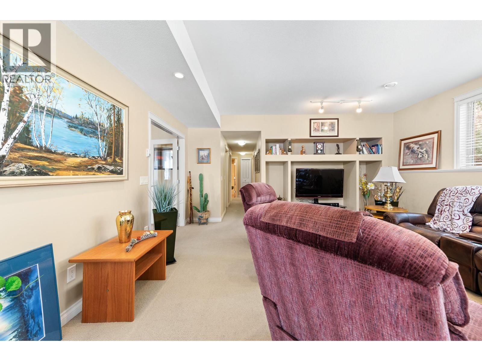 100 - 550 GLENMEADOWS ROAD Image 10