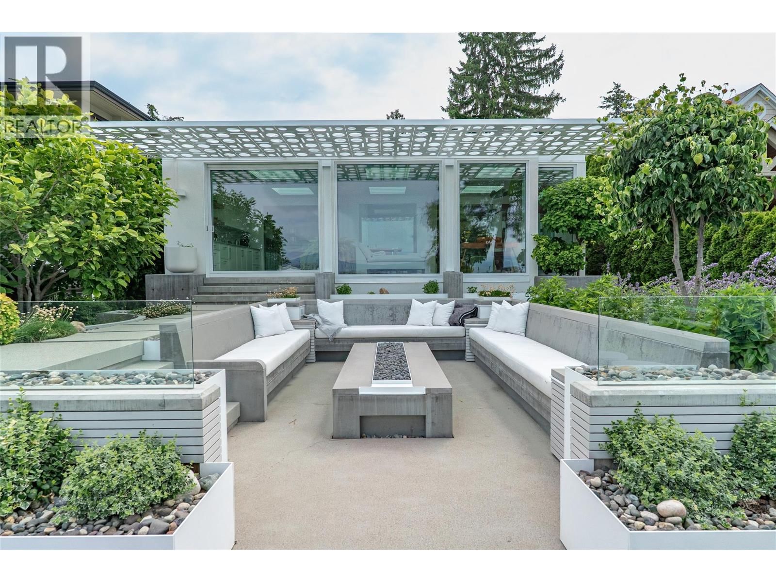 4110 LAKESHORE ROAD Image 20