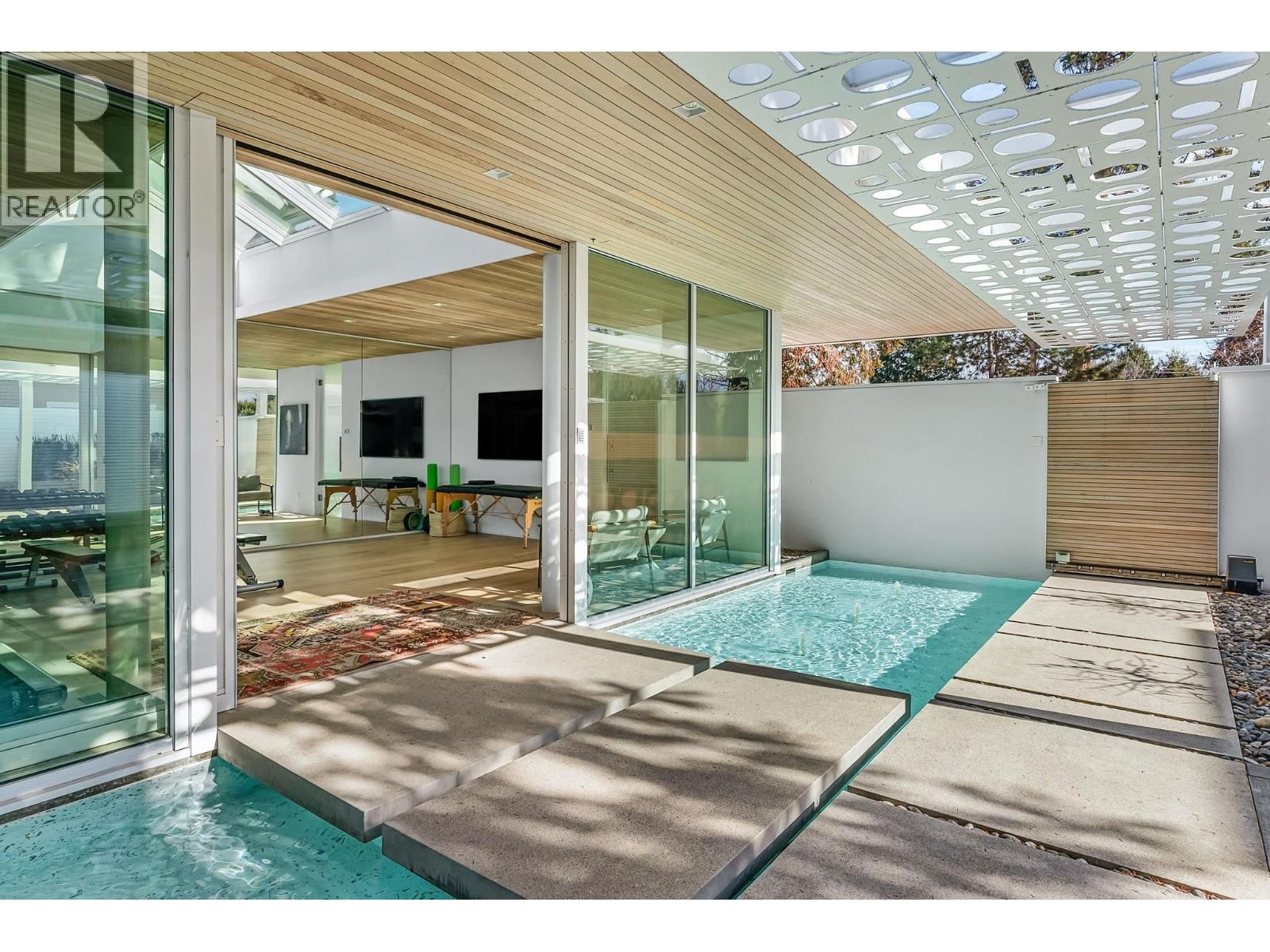 4110 LAKESHORE ROAD Image 5