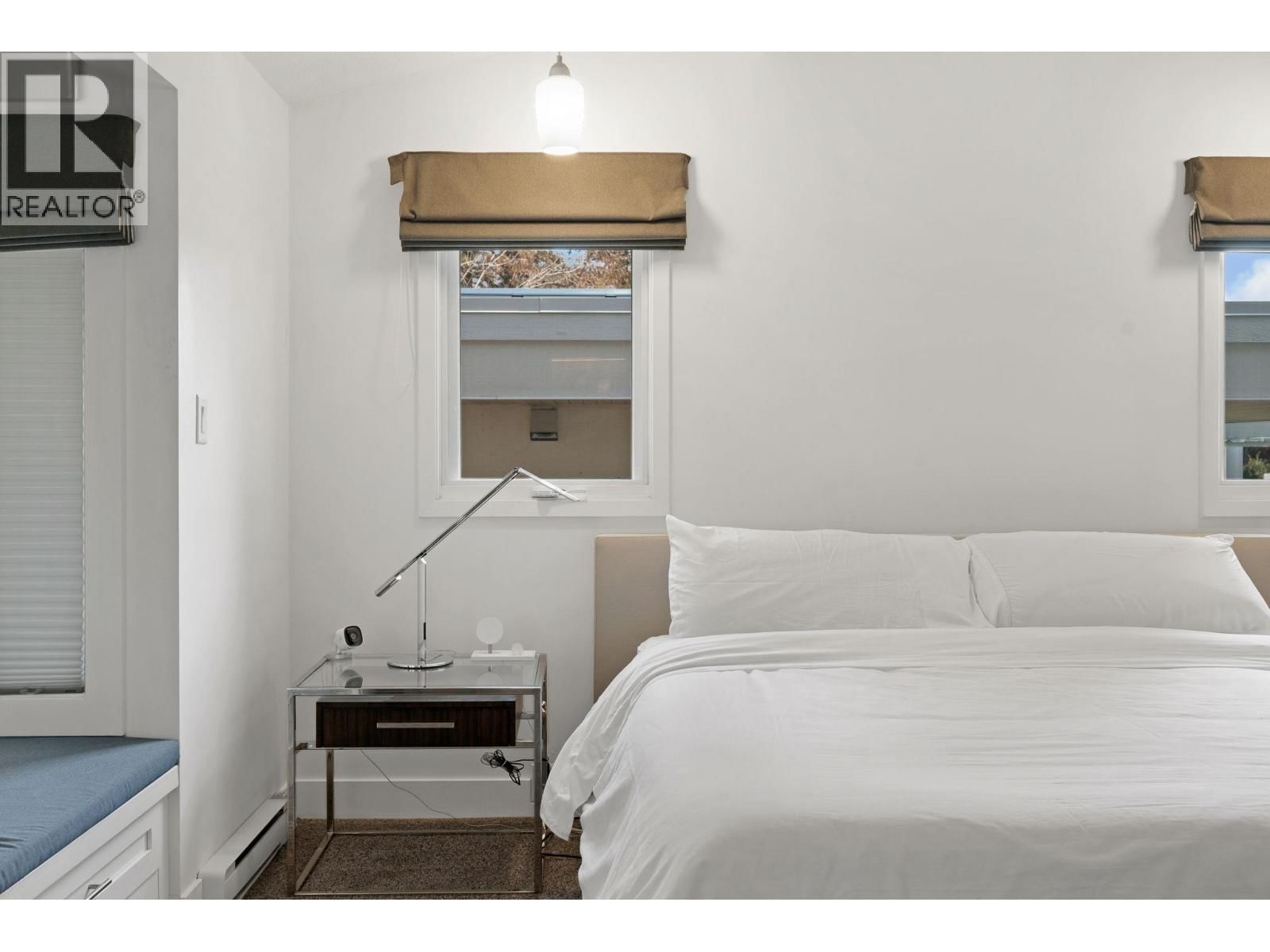 4110 LAKESHORE ROAD Image 54