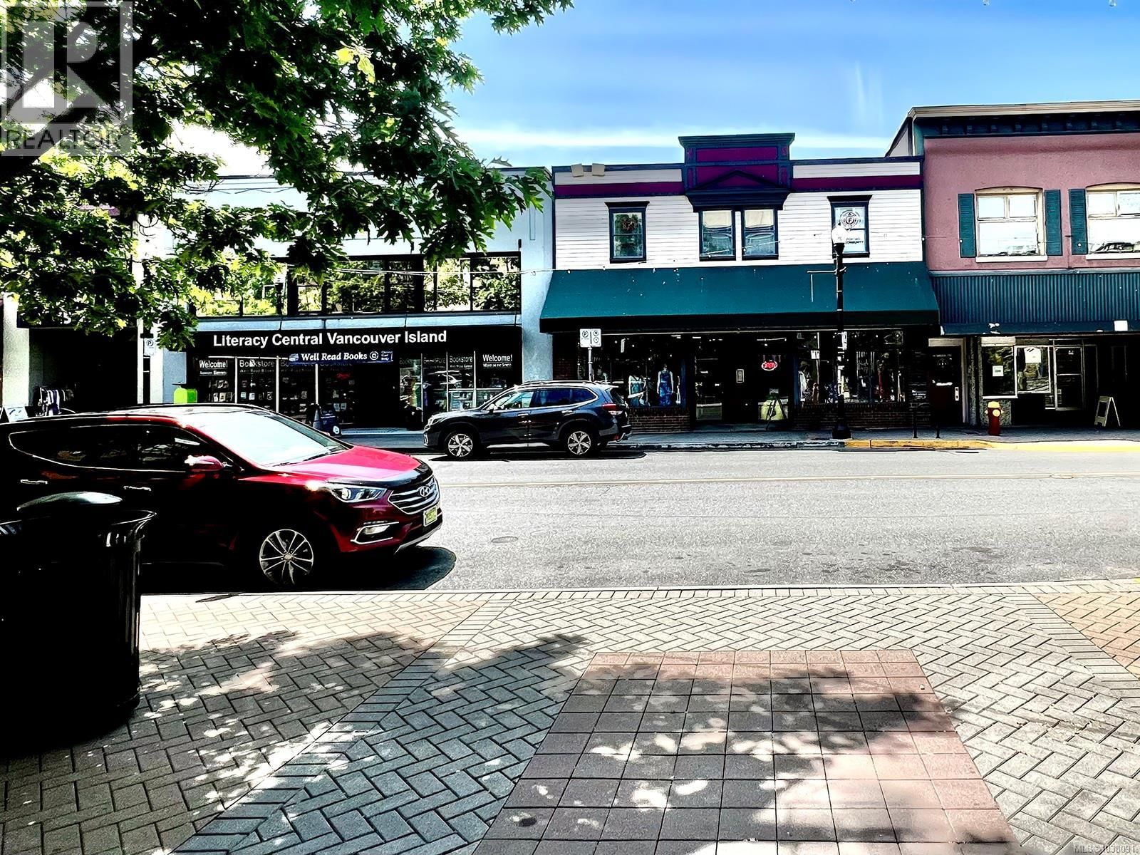 27 Commercial Street property photo