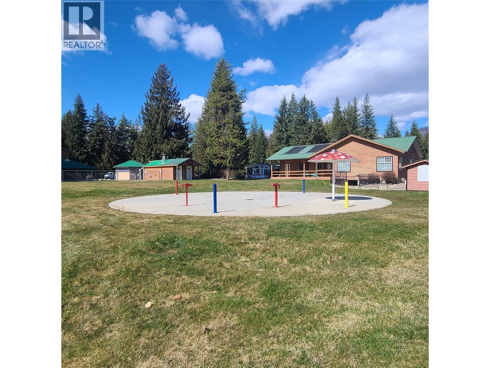 8 - 3980 SQUILAX ANGLEMONT ROAD Image 36