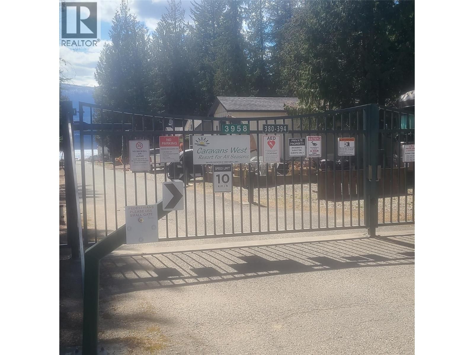 8 - 3980 SQUILAX ANGLEMONT ROAD Image 43