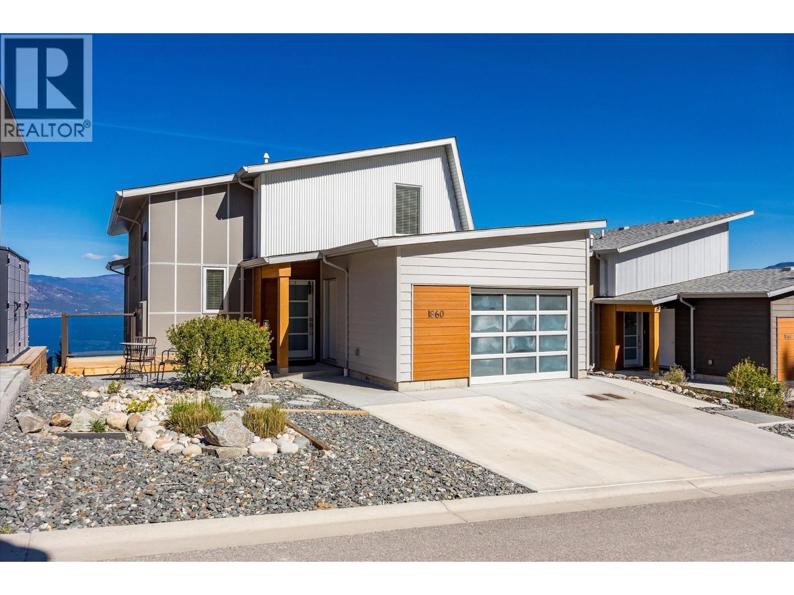 1860 BLUE BUNCH COURT Image 1