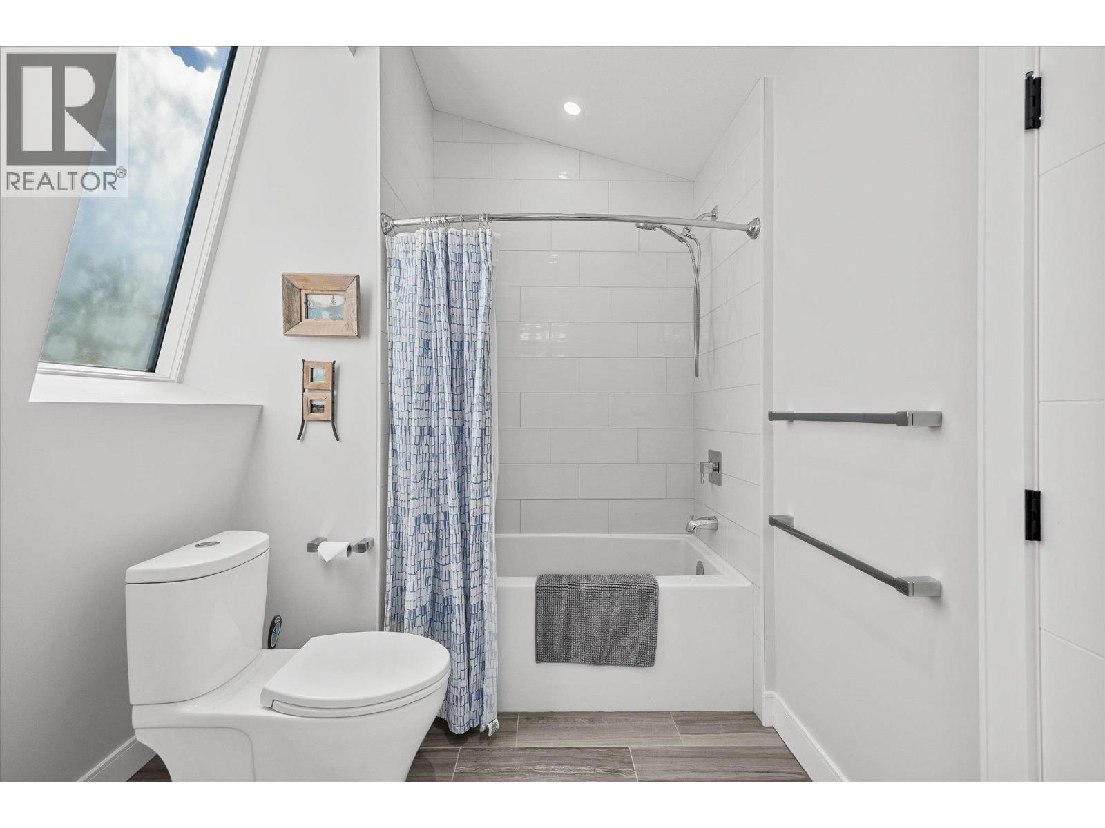 1860 BLUE BUNCH COURT Image 22