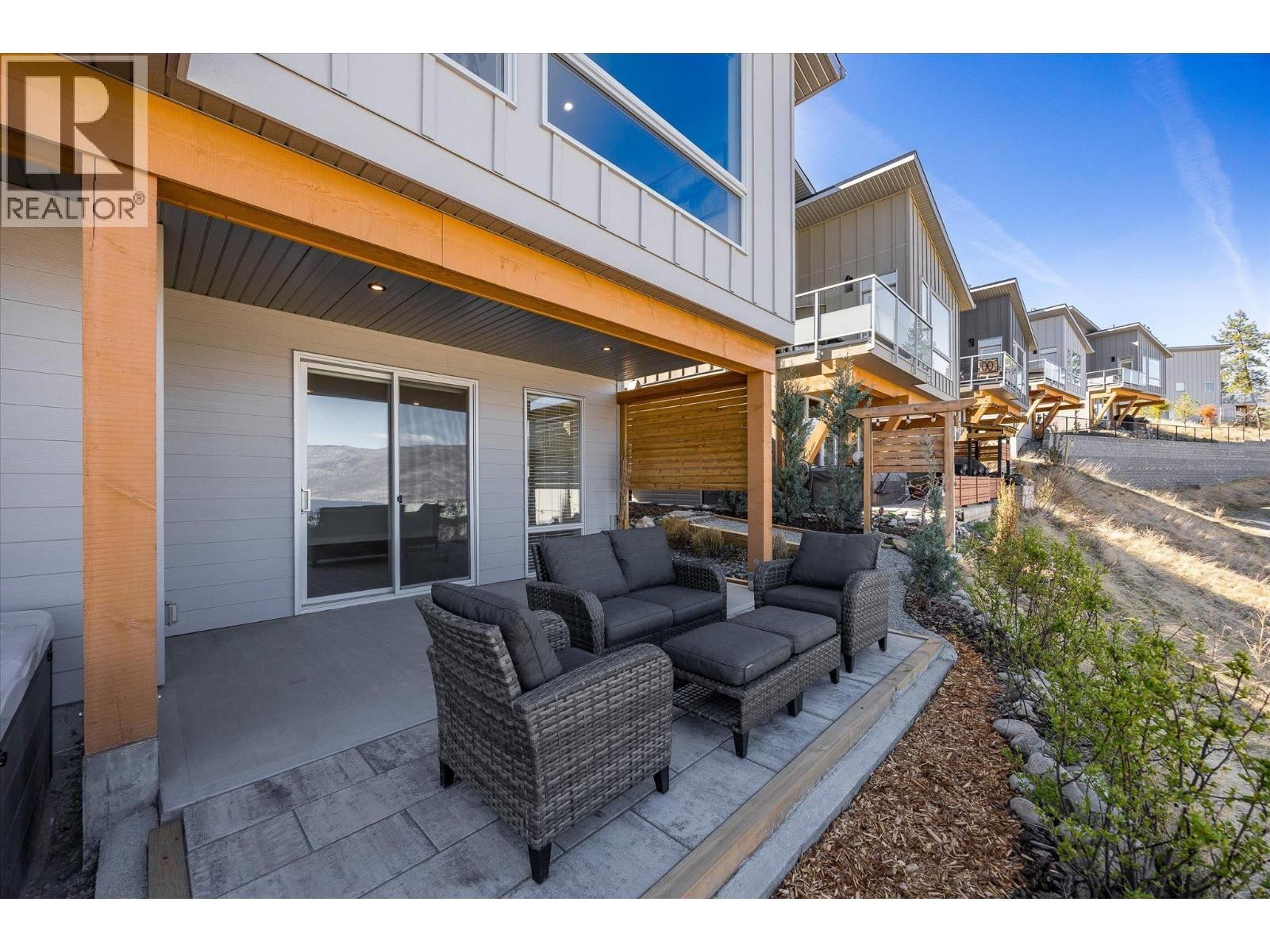 1860 BLUE BUNCH COURT Image 32