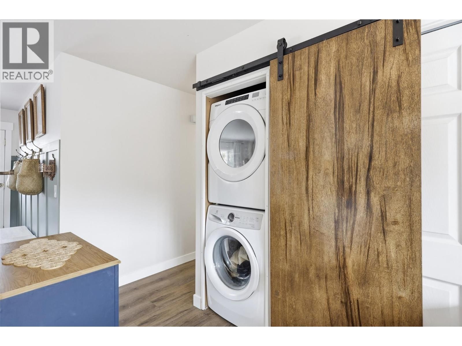 7044 WATSON DRIVE EAST Image 17