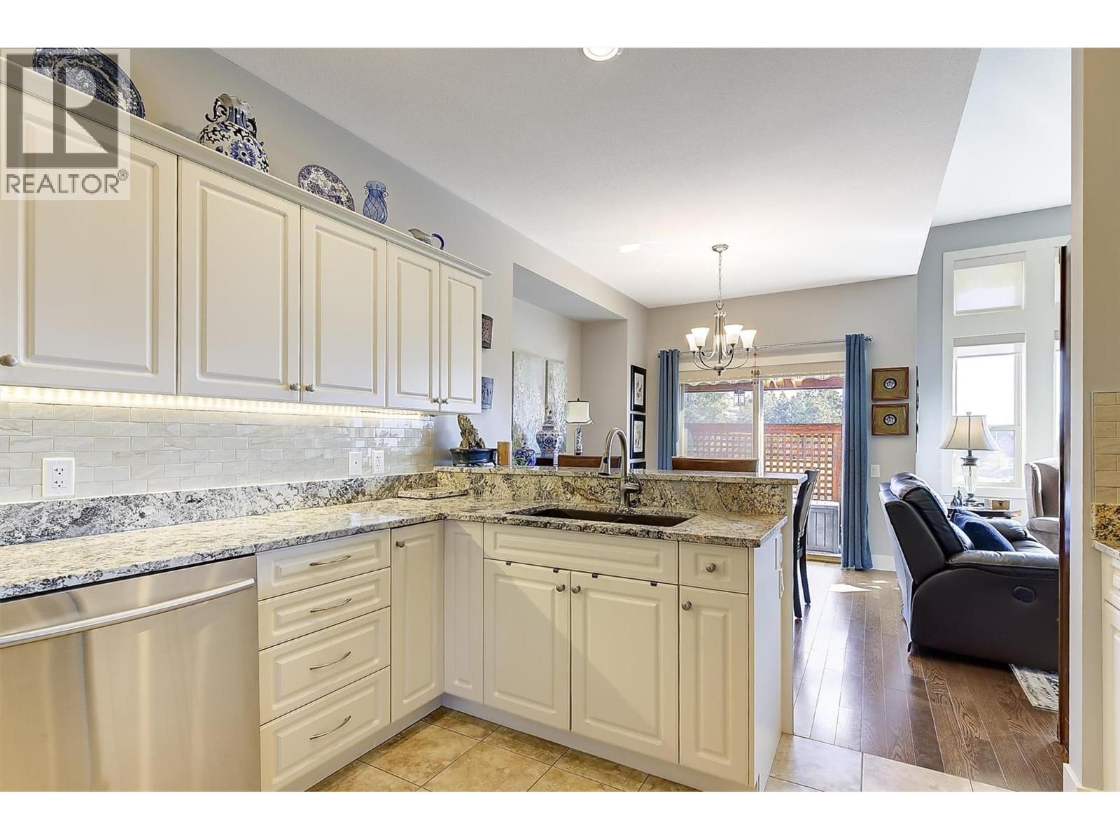 2085 CANDALERA LANE Image 20