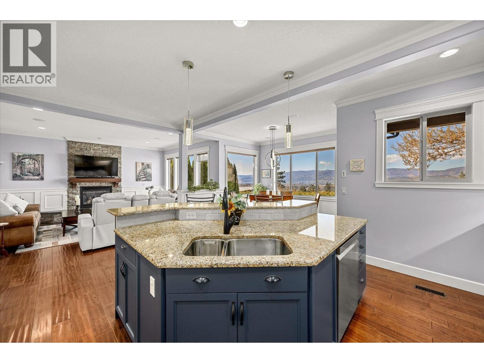 1018 HUME AVENUE Image 11