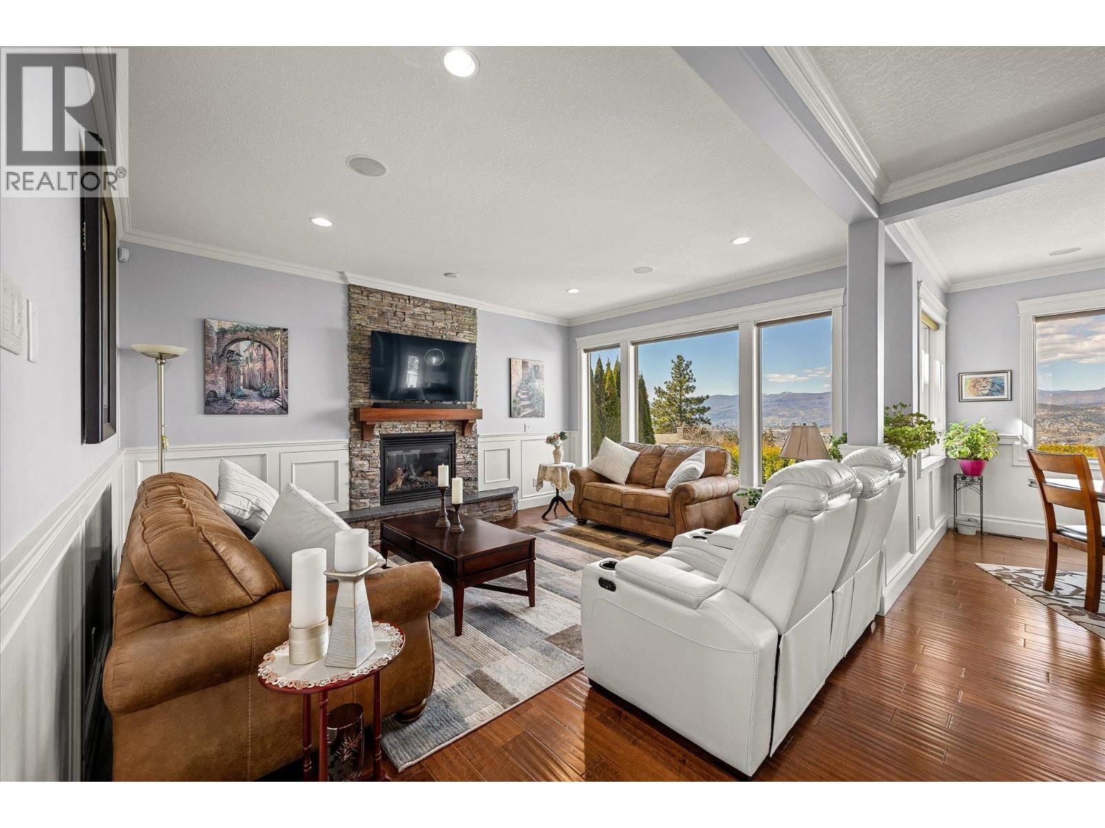 1018 HUME AVENUE Image 12