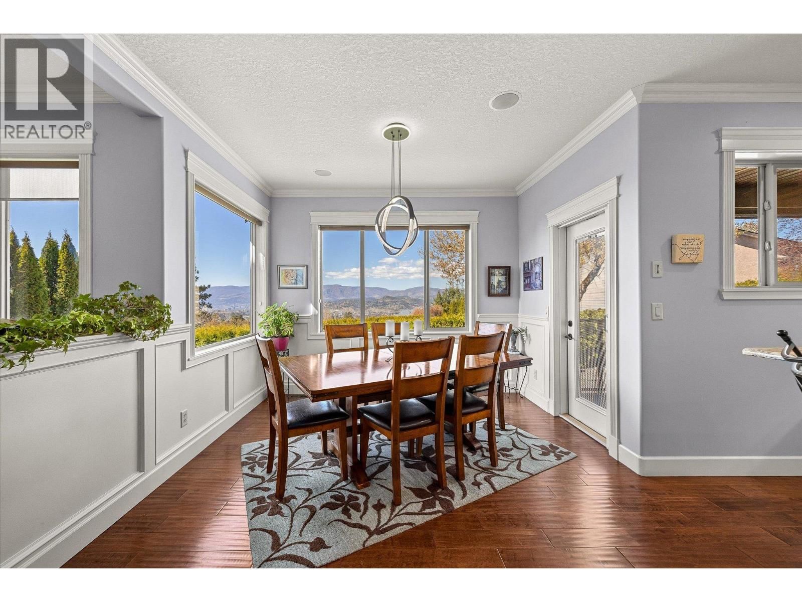 1018 HUME AVENUE Image 16