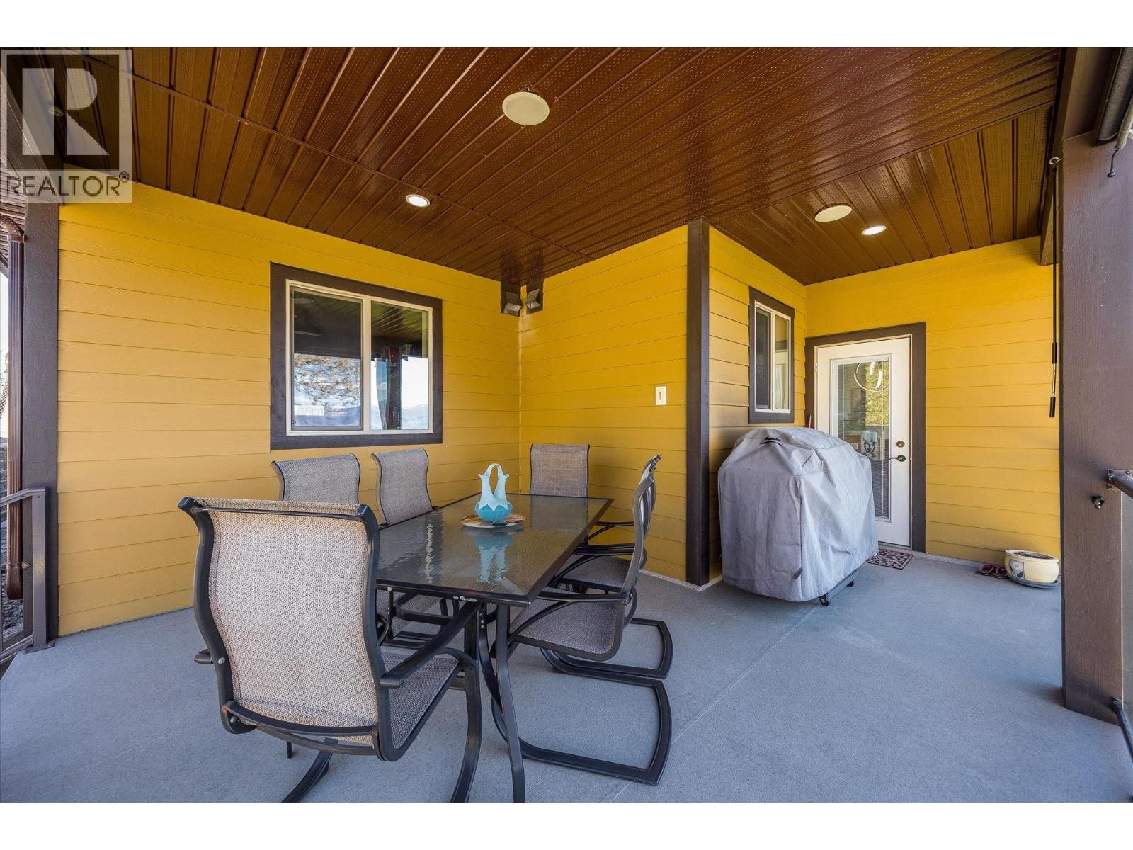 1018 HUME AVENUE Image 19