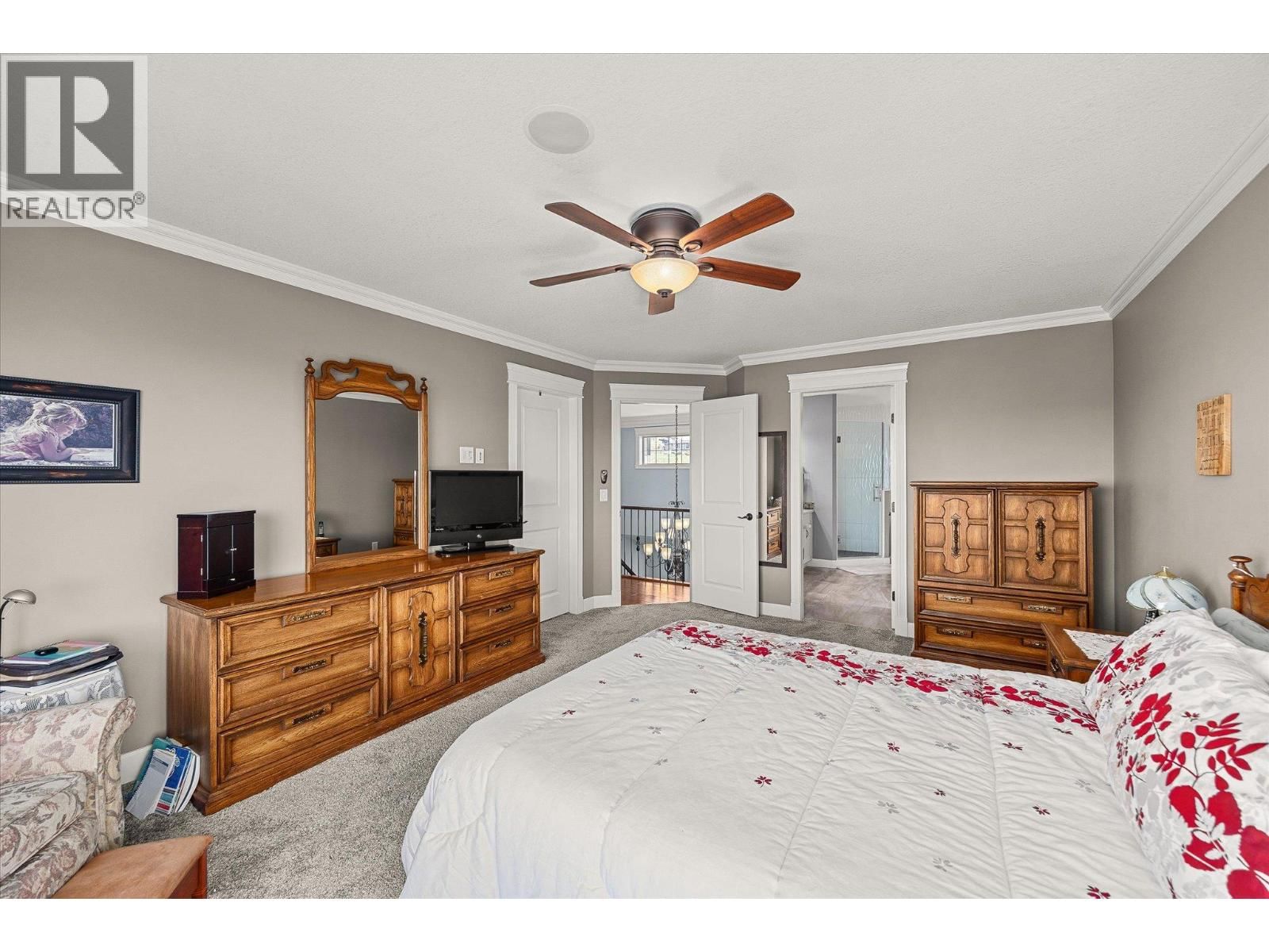 1018 HUME AVENUE Image 30