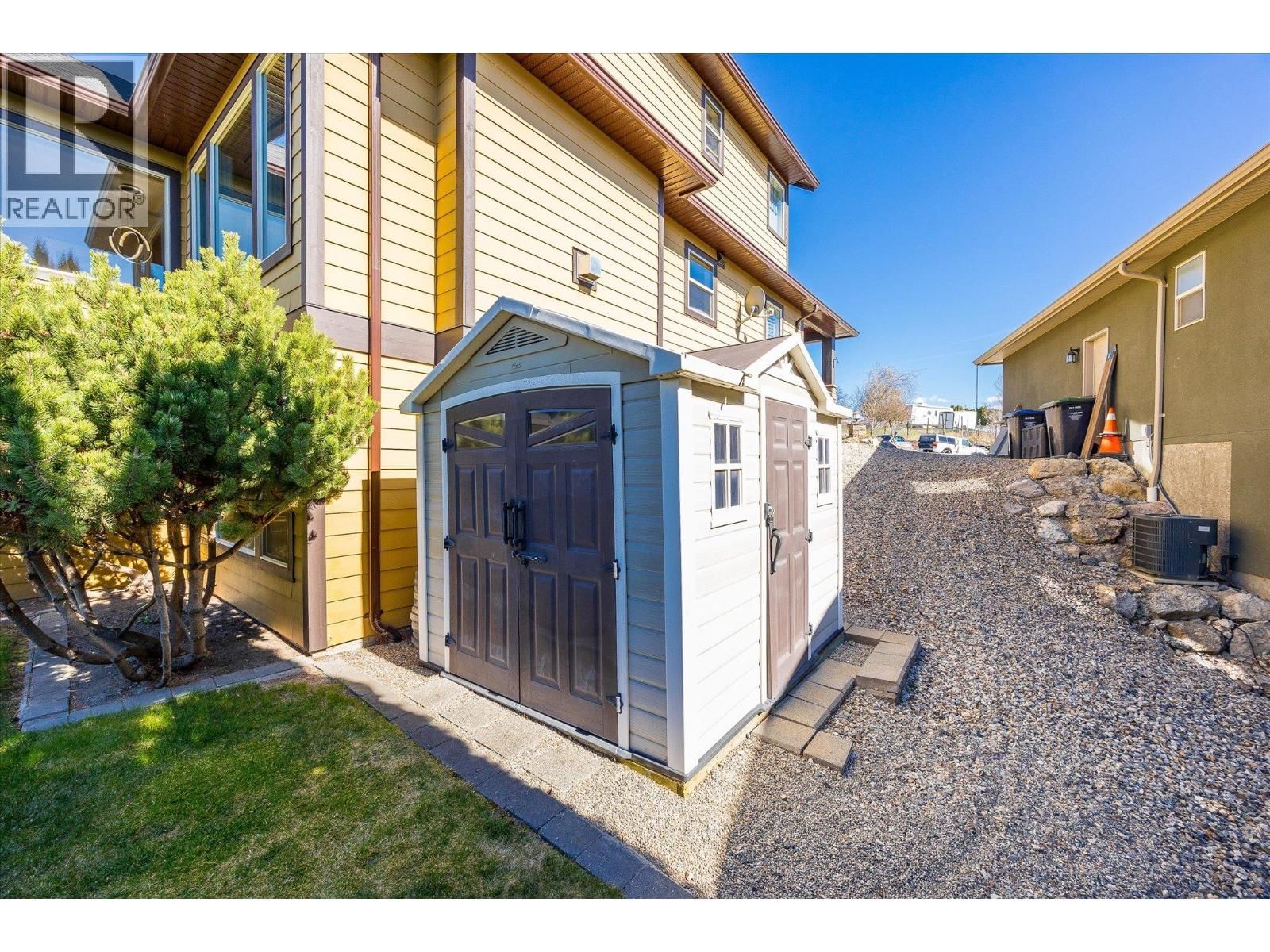 1018 HUME AVENUE Image 62