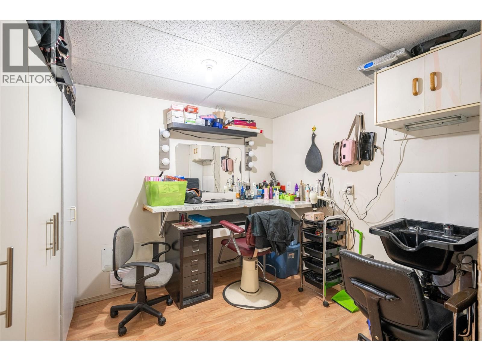 1816 43 STREET Image 28