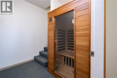 145 Petroglyph Way | Quadra Island British Columbia | Slide Image Forty-eight