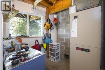 145 Petroglyph Way | Quadra Island British Columbia | Slide Image Fifty-five