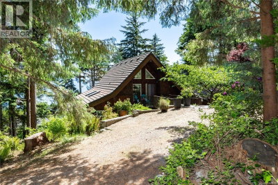 145 Petroglyph Way | Quadra Island British Columbia | Slide Image Six