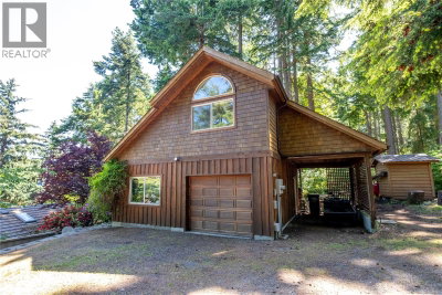 145 Petroglyph Way | Quadra Island British Columbia | Slide Image Seventy