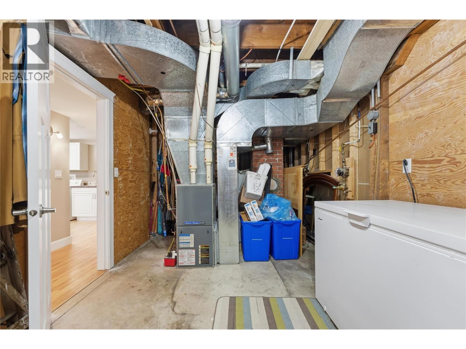 5928 L & A ROAD Image 31