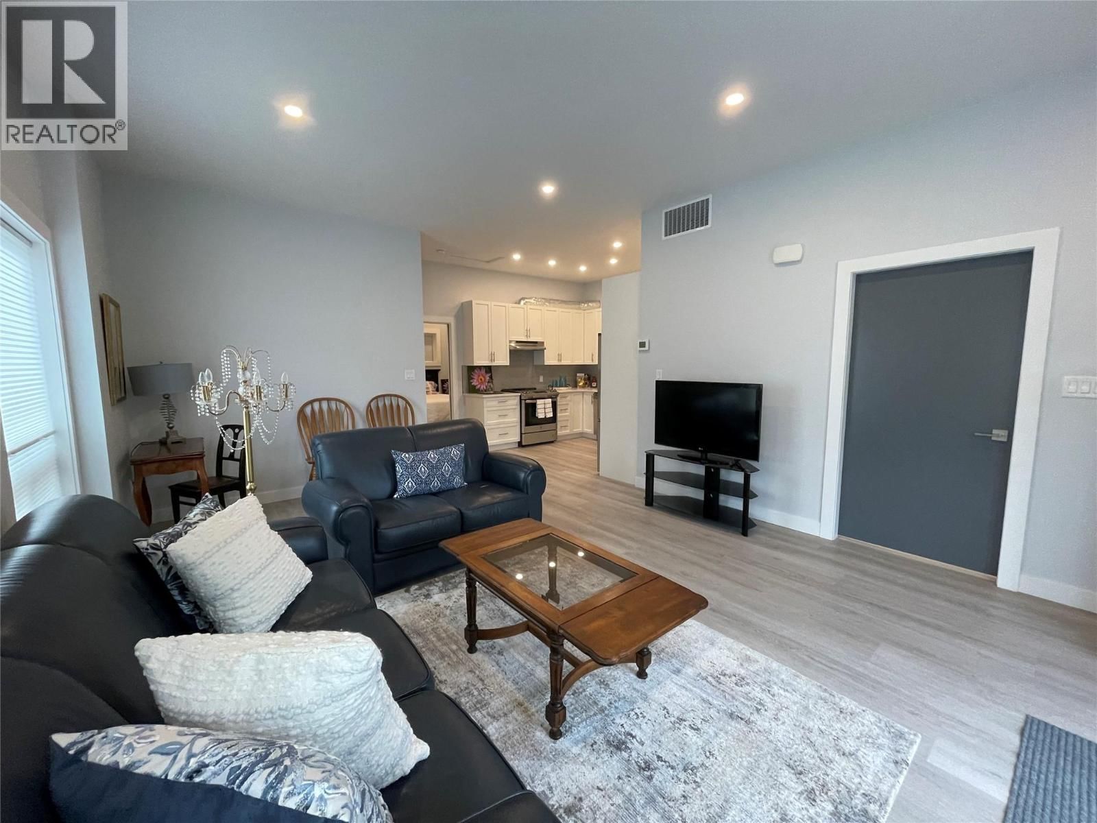 516 HODY DRIVE Image 23