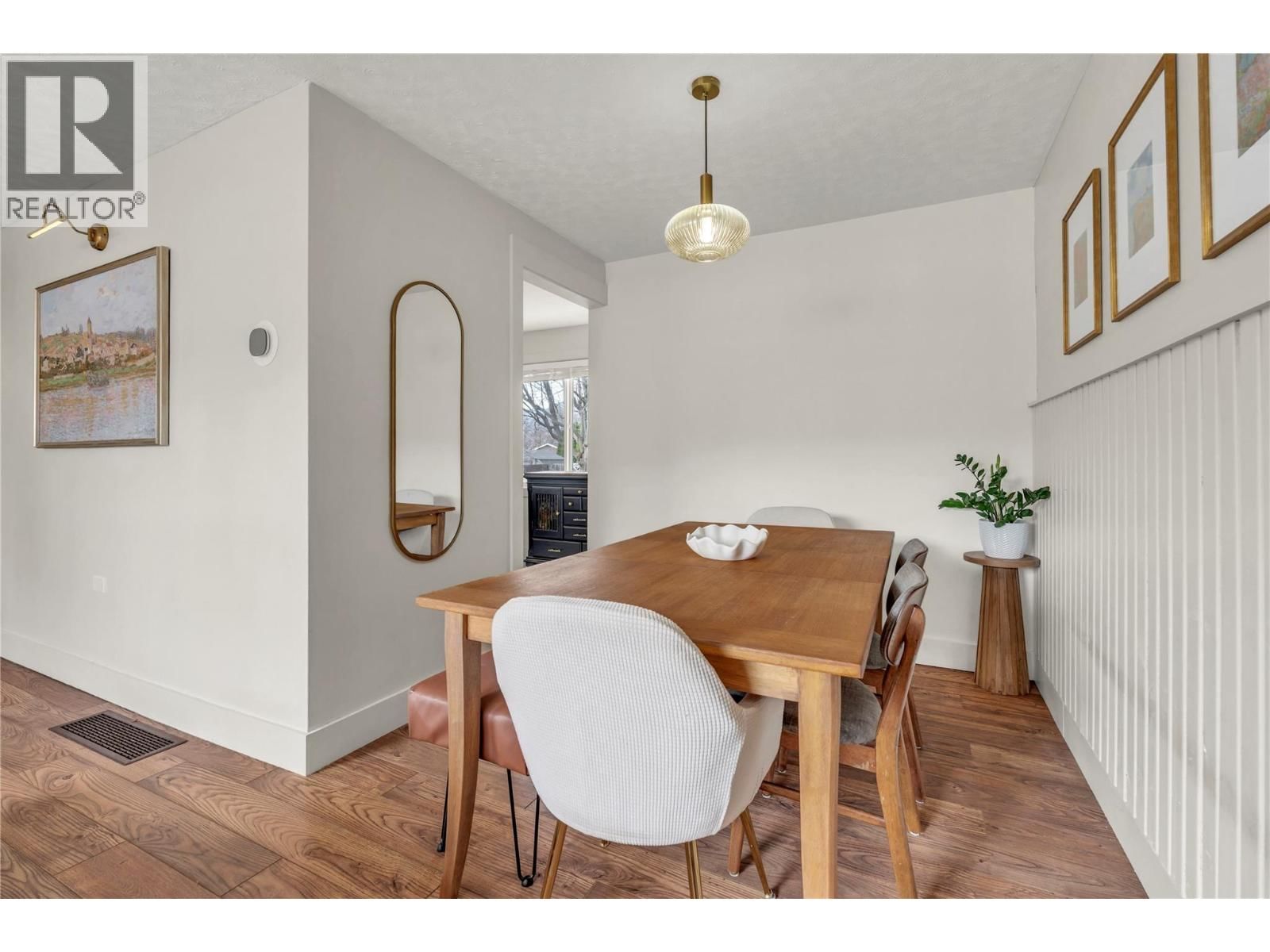 1119 KILWINNING STREET Image 15