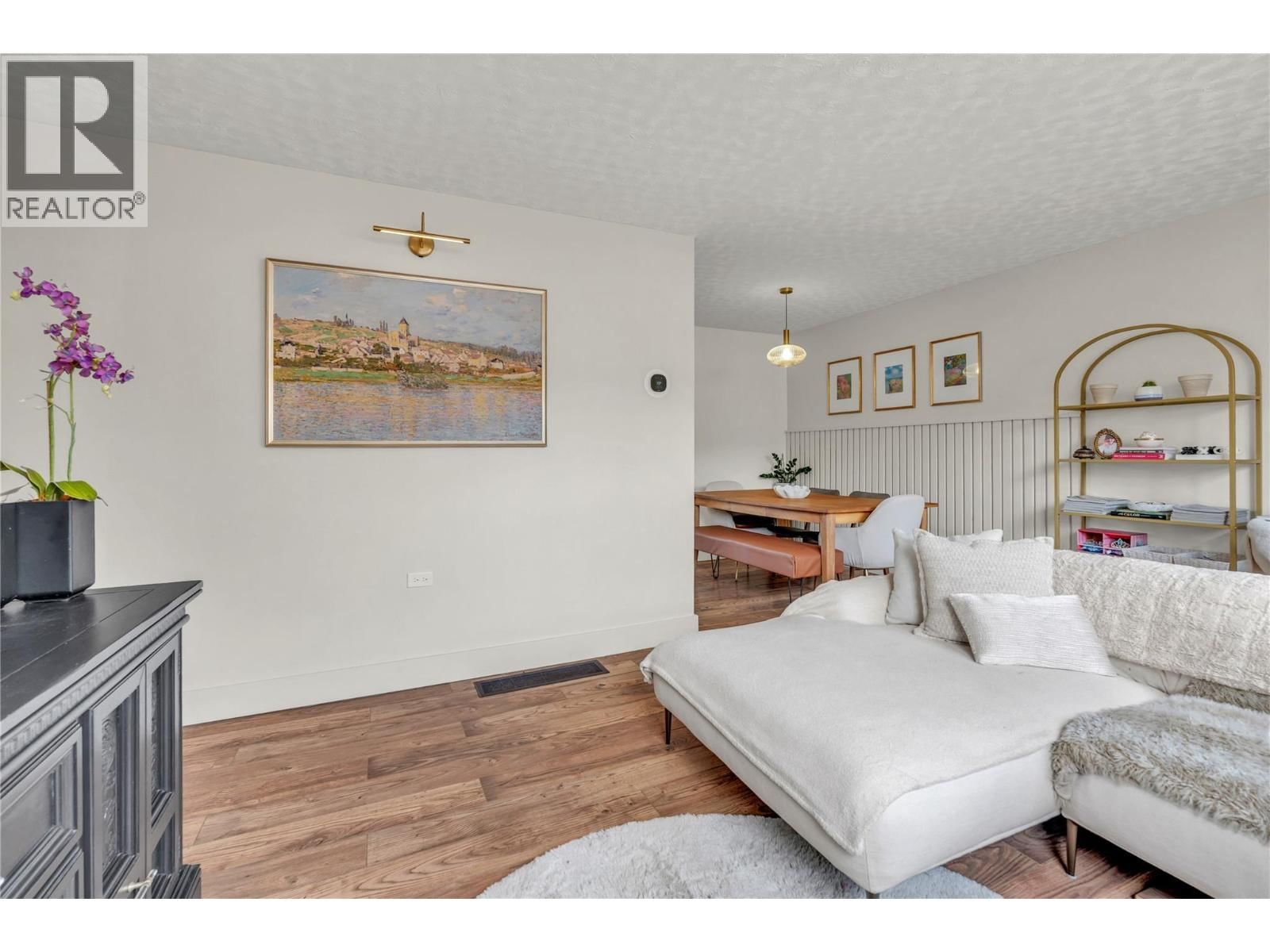 1119 KILWINNING STREET Image 17