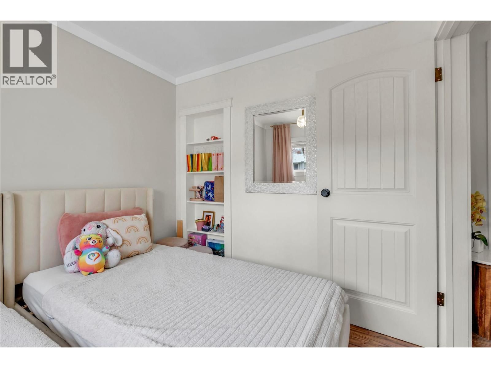 1119 KILWINNING STREET Image 6