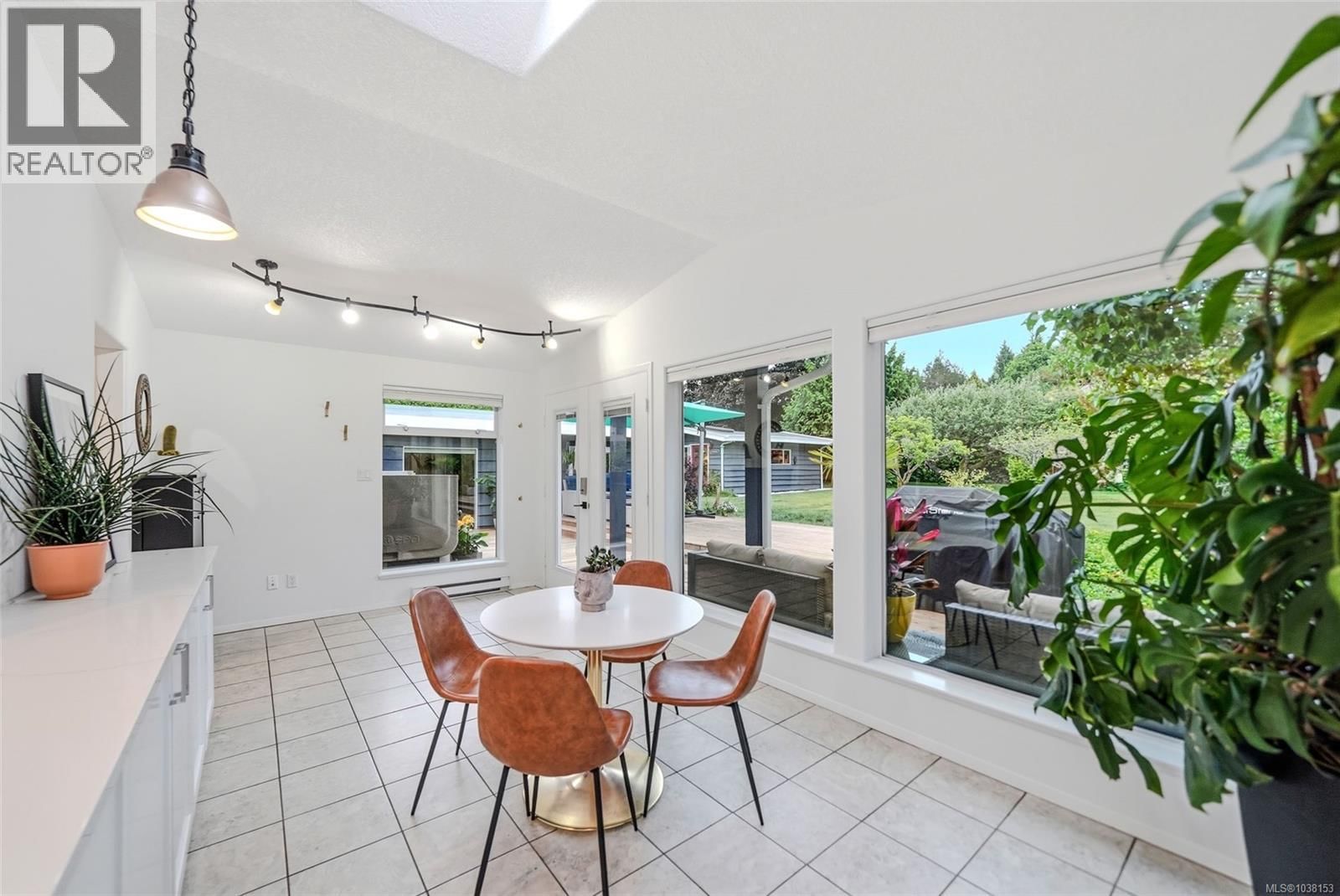 221 Elizabeth Avenue property photo