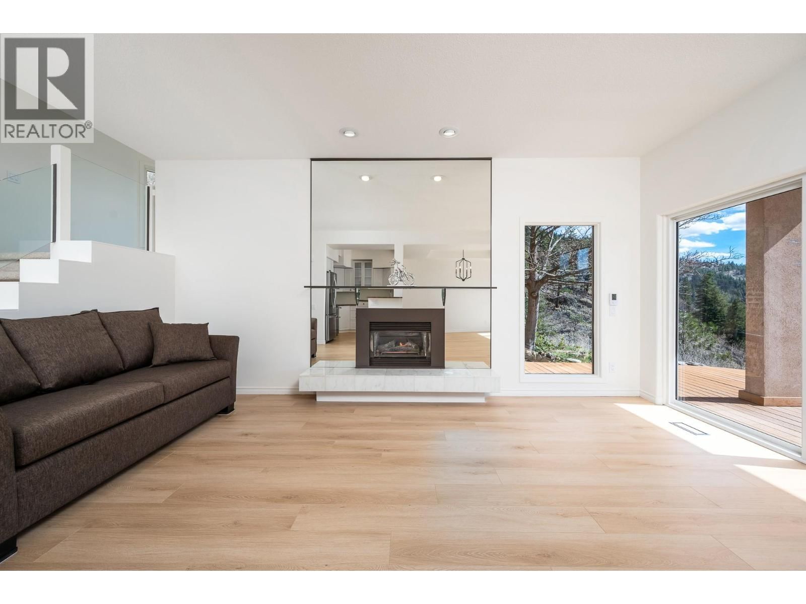 1 - 83 PEREGRINE WAY Image 13