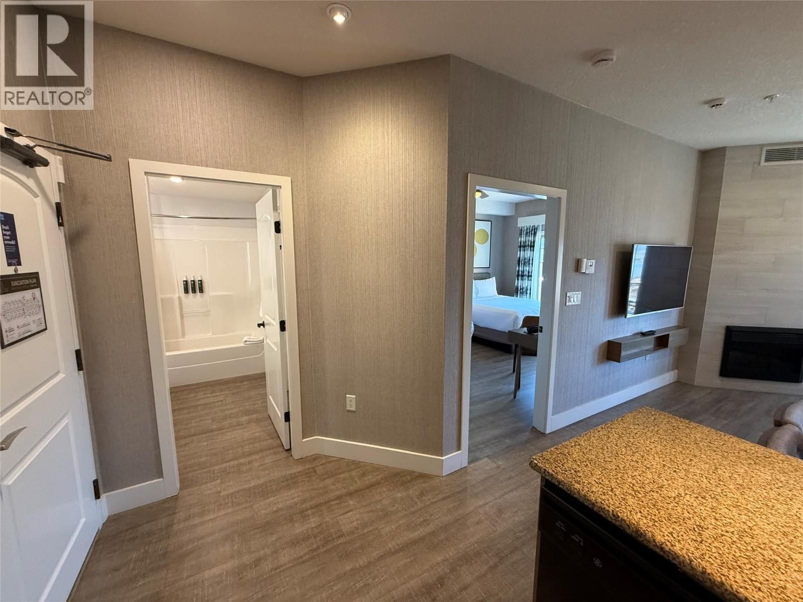 203CD - 1200 RANCHER CREEK ROAD Image 19